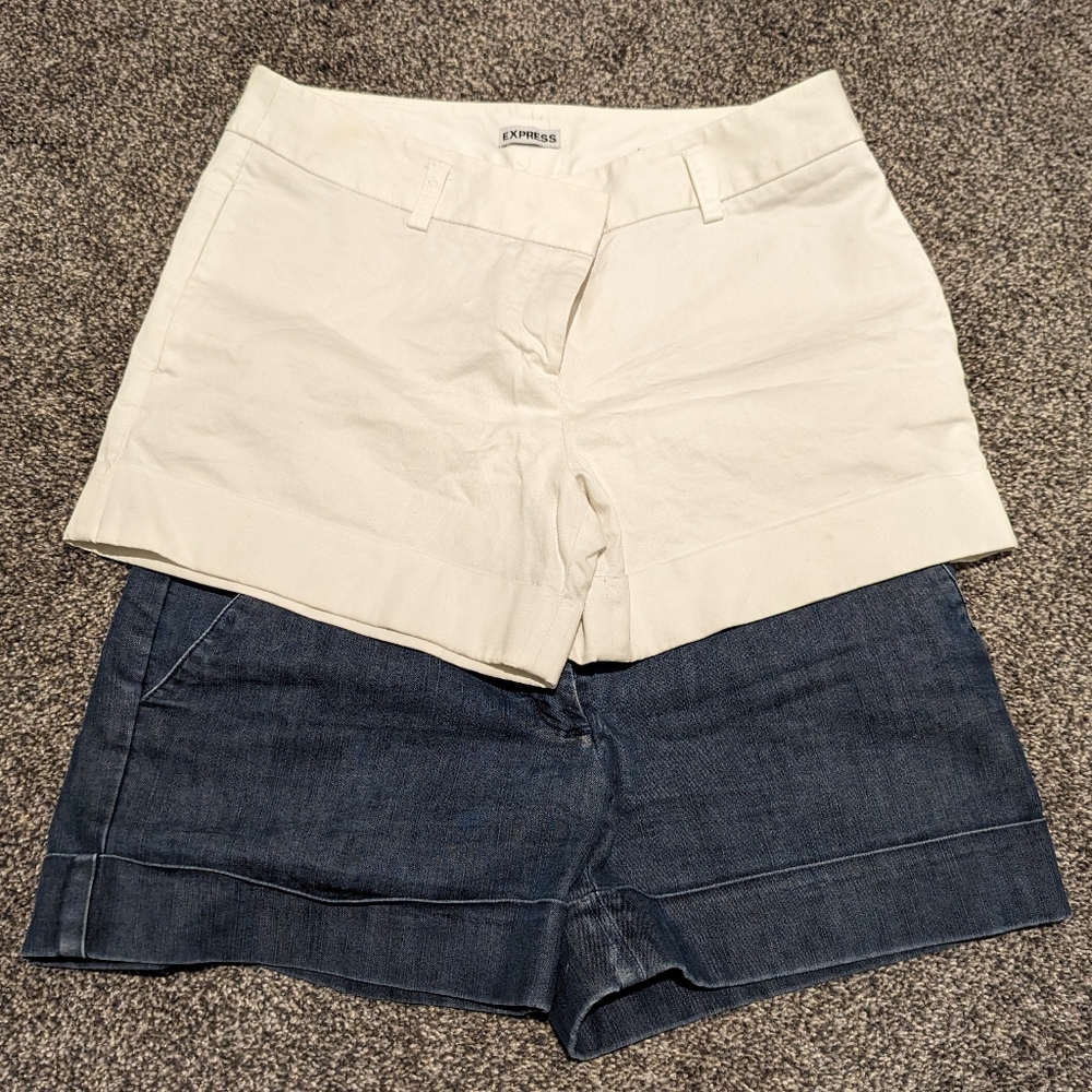 2 women shorts